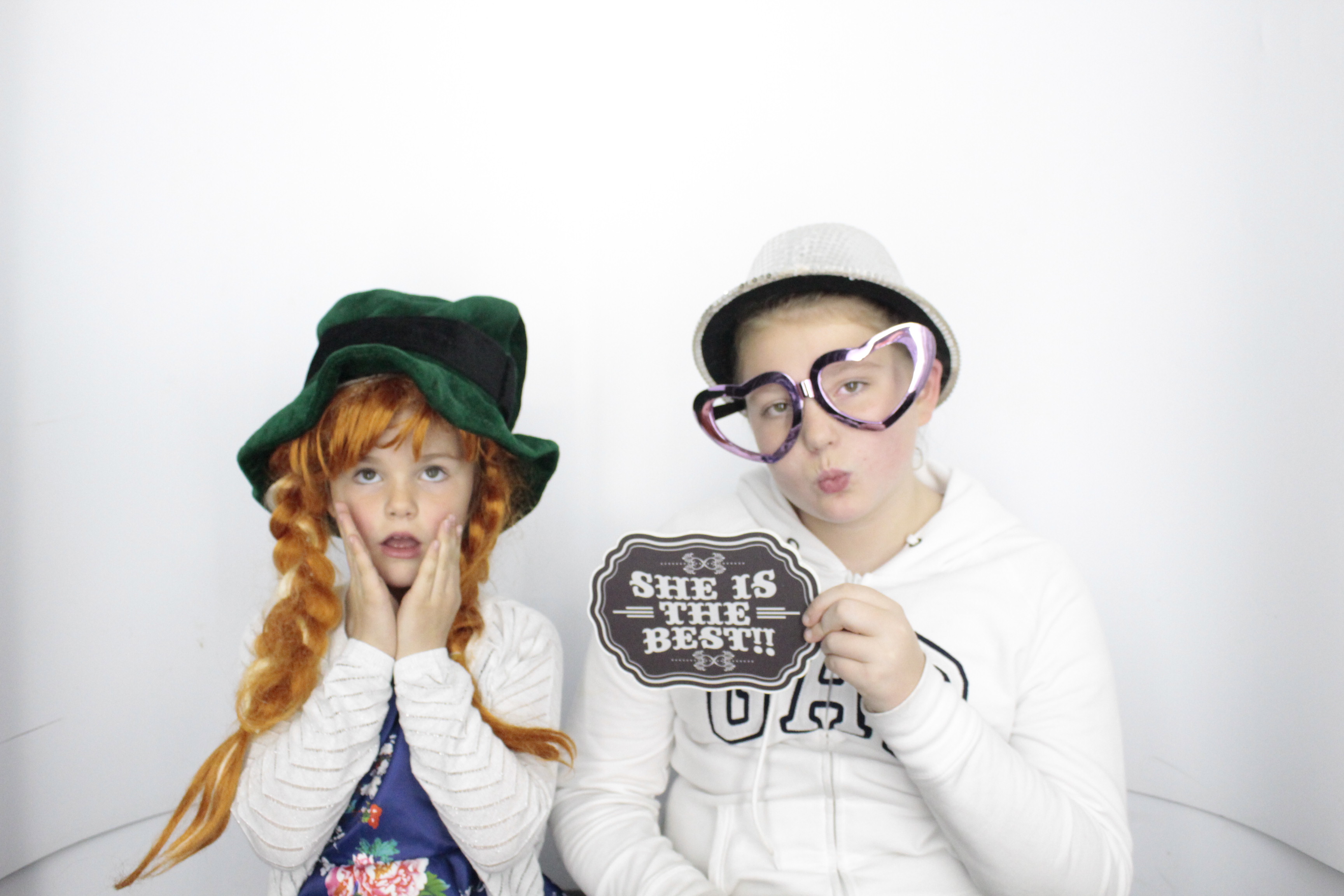 Mandy's 60th  Birthday Party | View more photos from the event at gallery.myphotoboothexperience.co.uk/u/MyPhotoBoothExperienceLtd/Mandys-60th-Birthday-Party